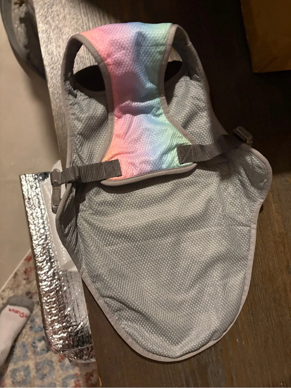 Canada Pooch Chill Seeker Pastel Rainbow Cooling Dog Vest size 16